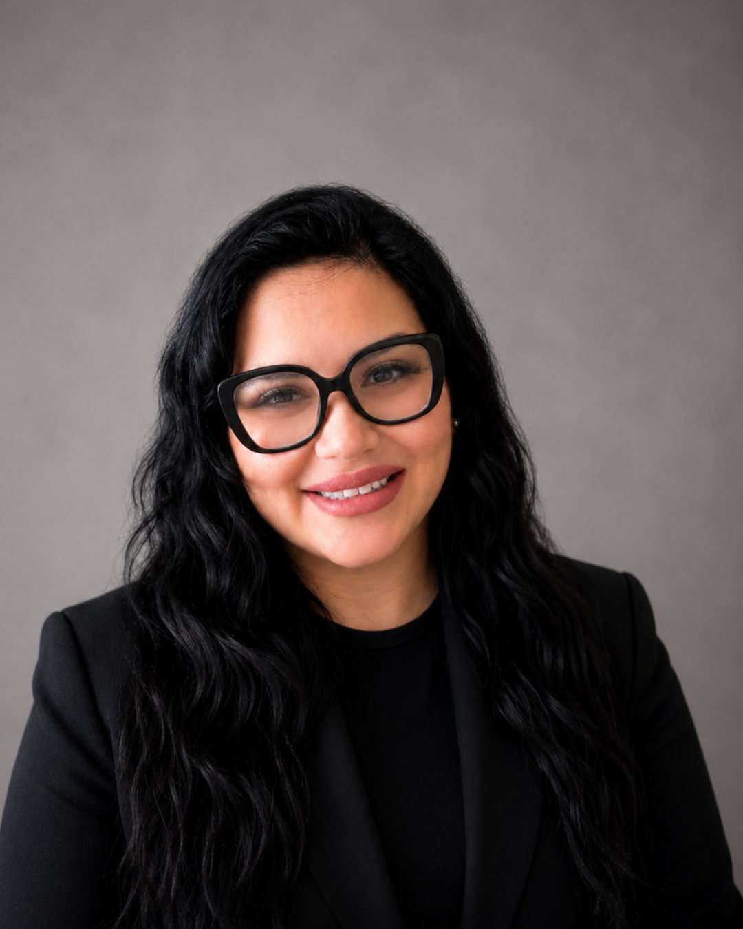 Victoria Martínez headshot